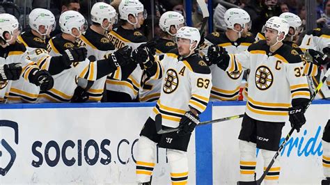 Bruins get back on track with 4-1 win in Buffalo